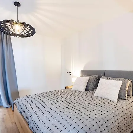 Apartament Superbe Renove